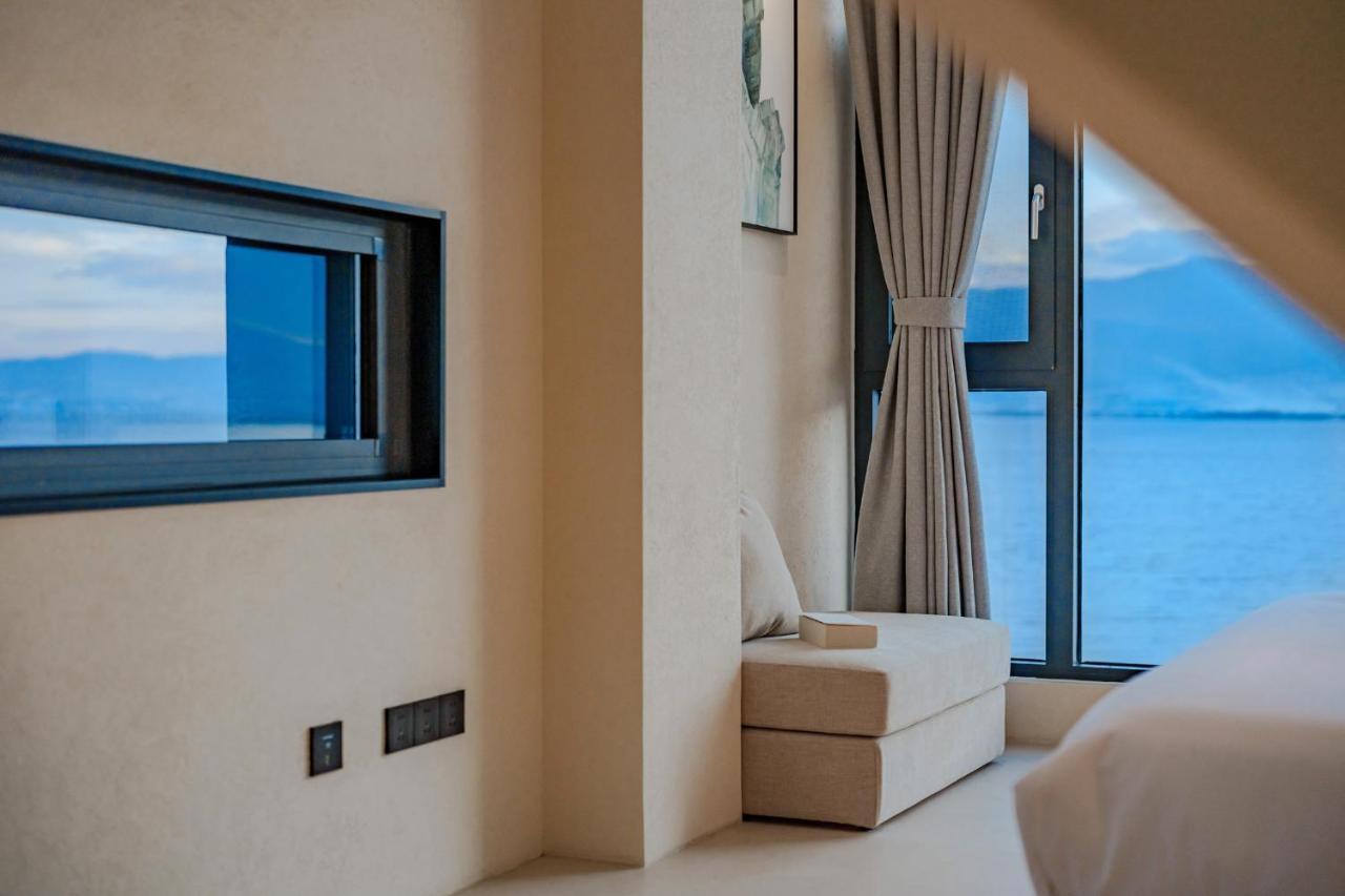 Dali Oriental Seaview Hotel -Dali Erhai Екстер'єр фото