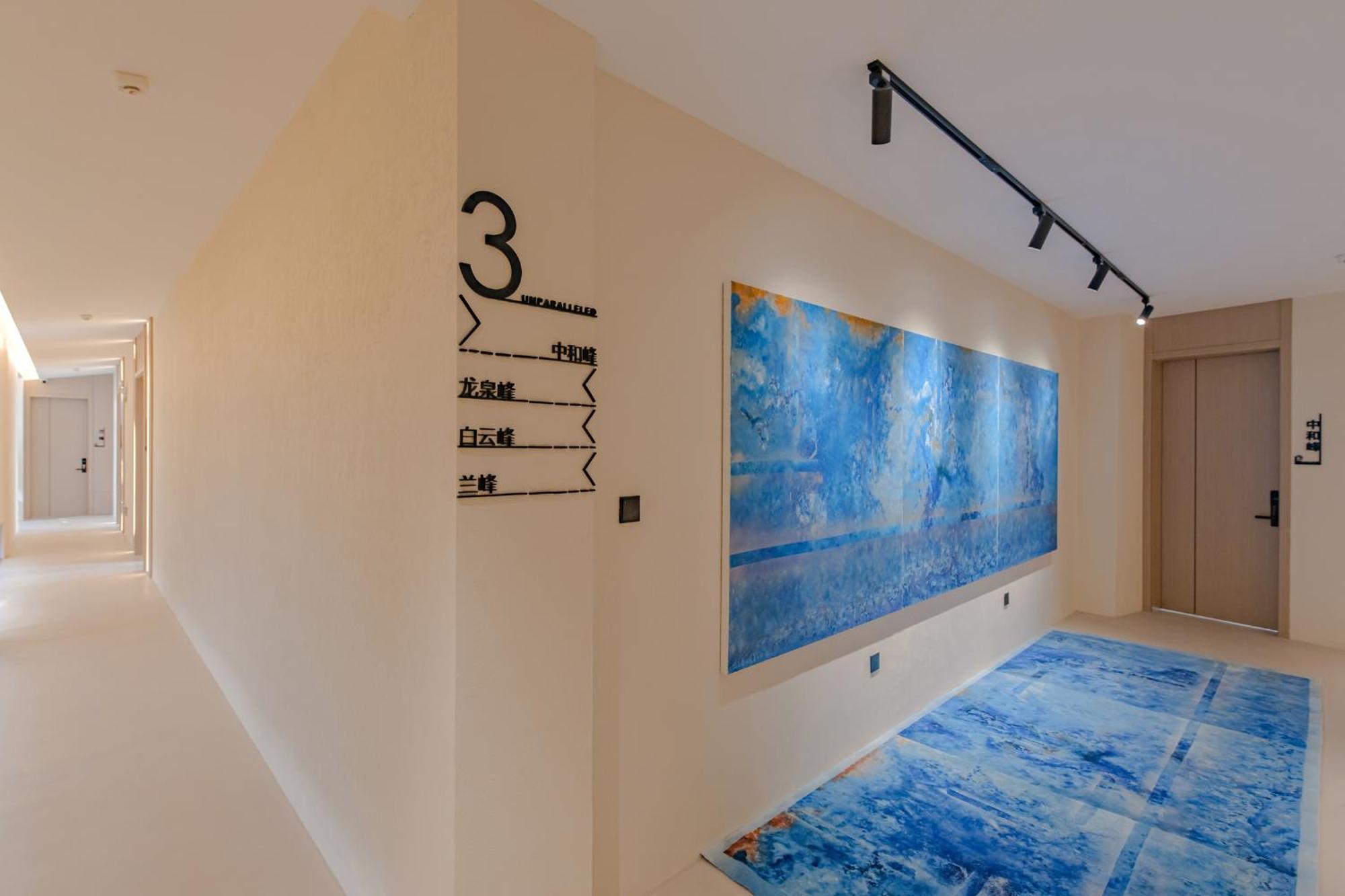 Dali Oriental Seaview Hotel -Dali Erhai Екстер'єр фото