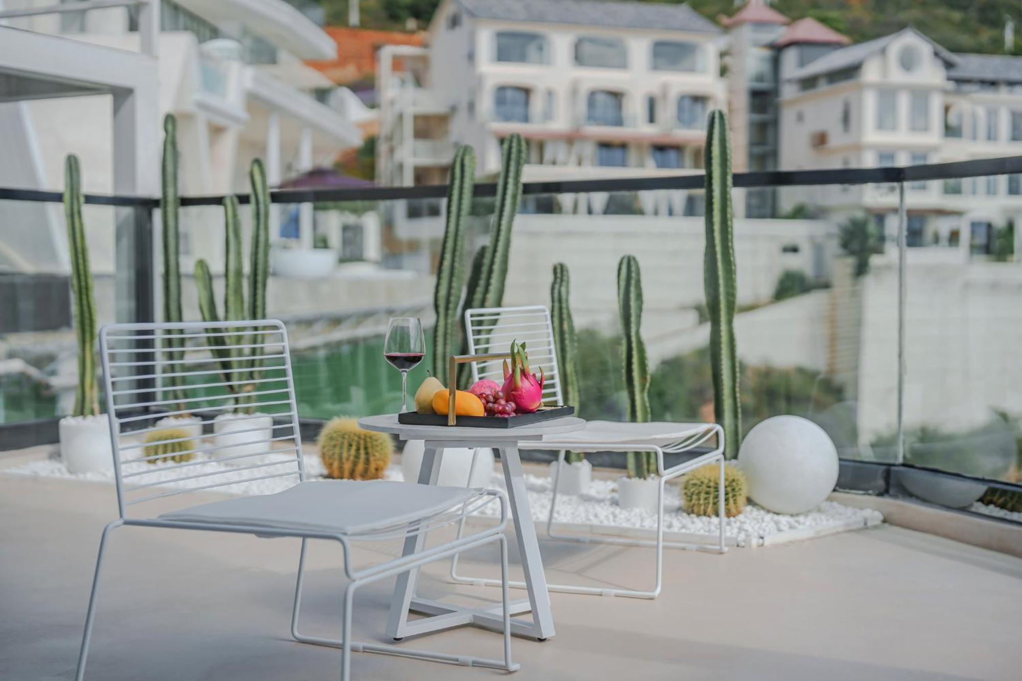 Dali Oriental Seaview Hotel -Dali Erhai Екстер'єр фото