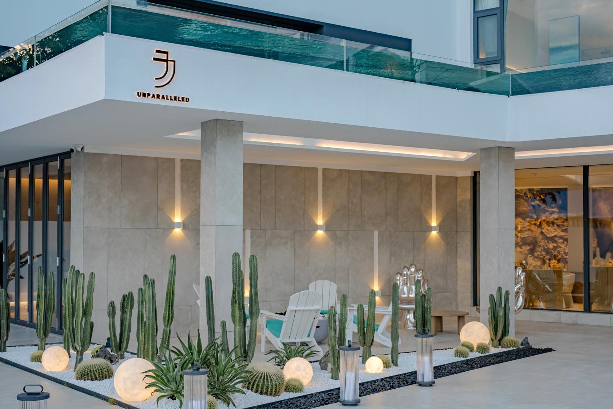 Dali Oriental Seaview Hotel -Dali Erhai Екстер'єр фото