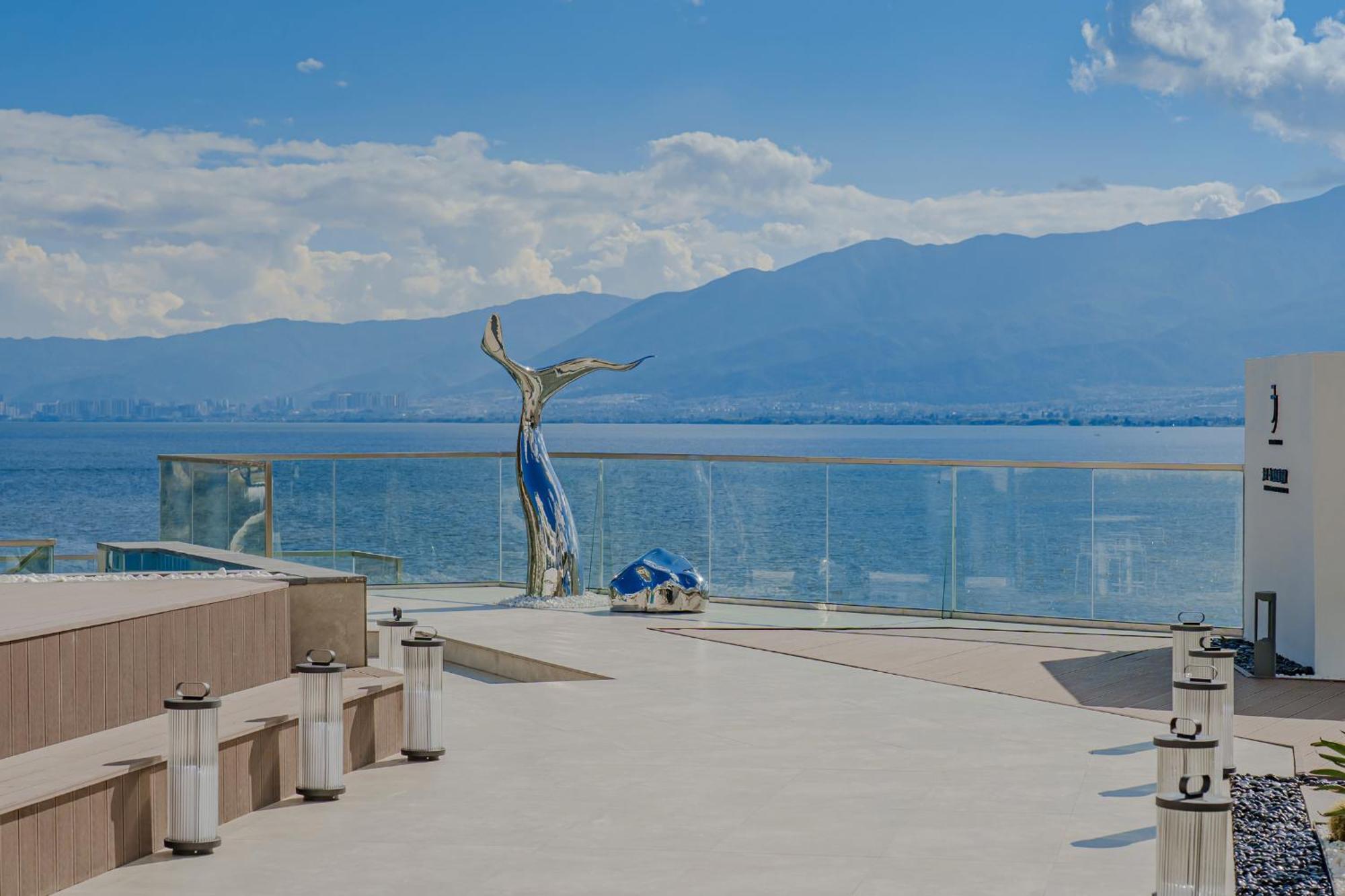 Dali Oriental Seaview Hotel -Dali Erhai Екстер'єр фото