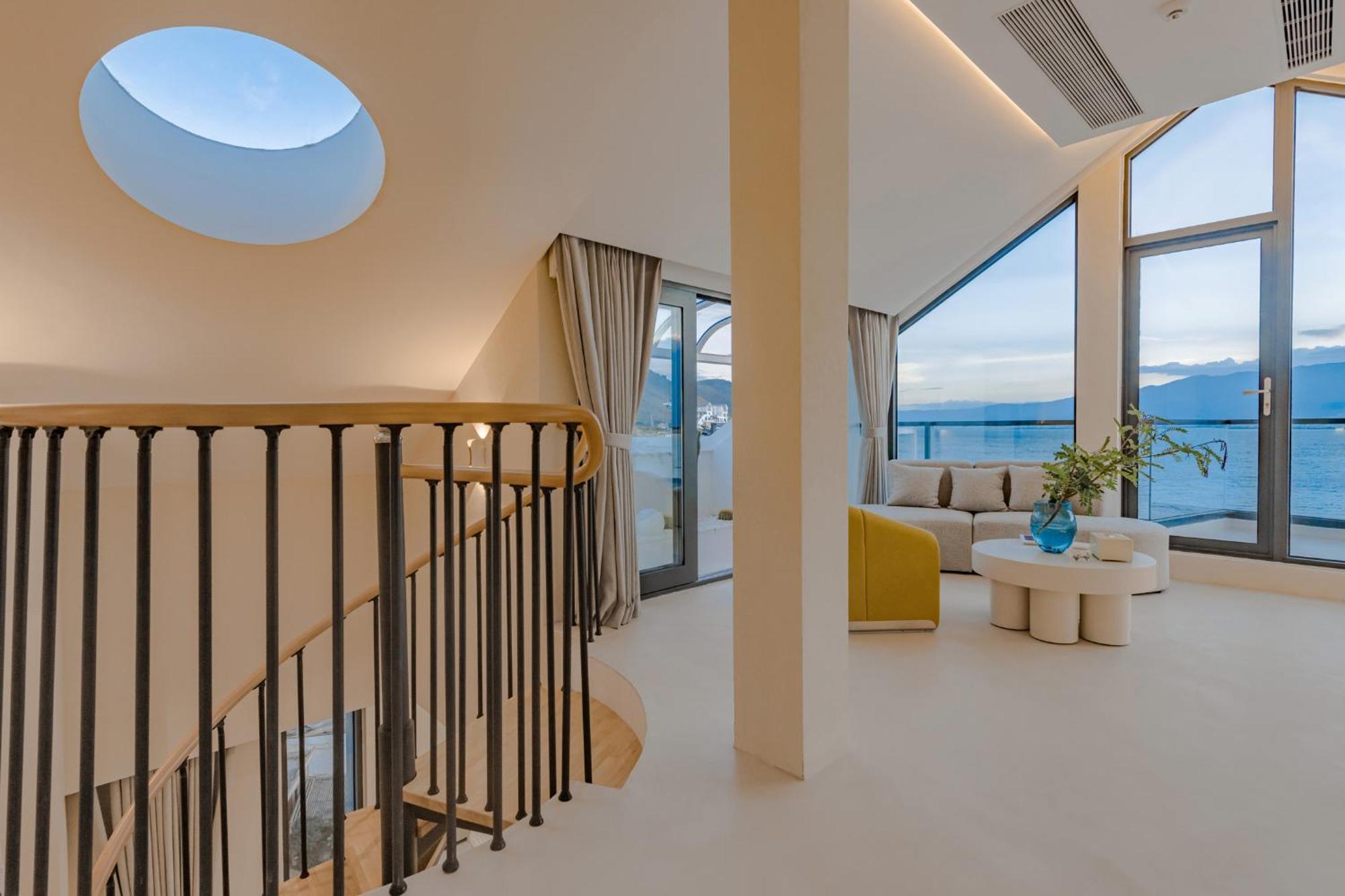 Dali Oriental Seaview Hotel -Dali Erhai Екстер'єр фото