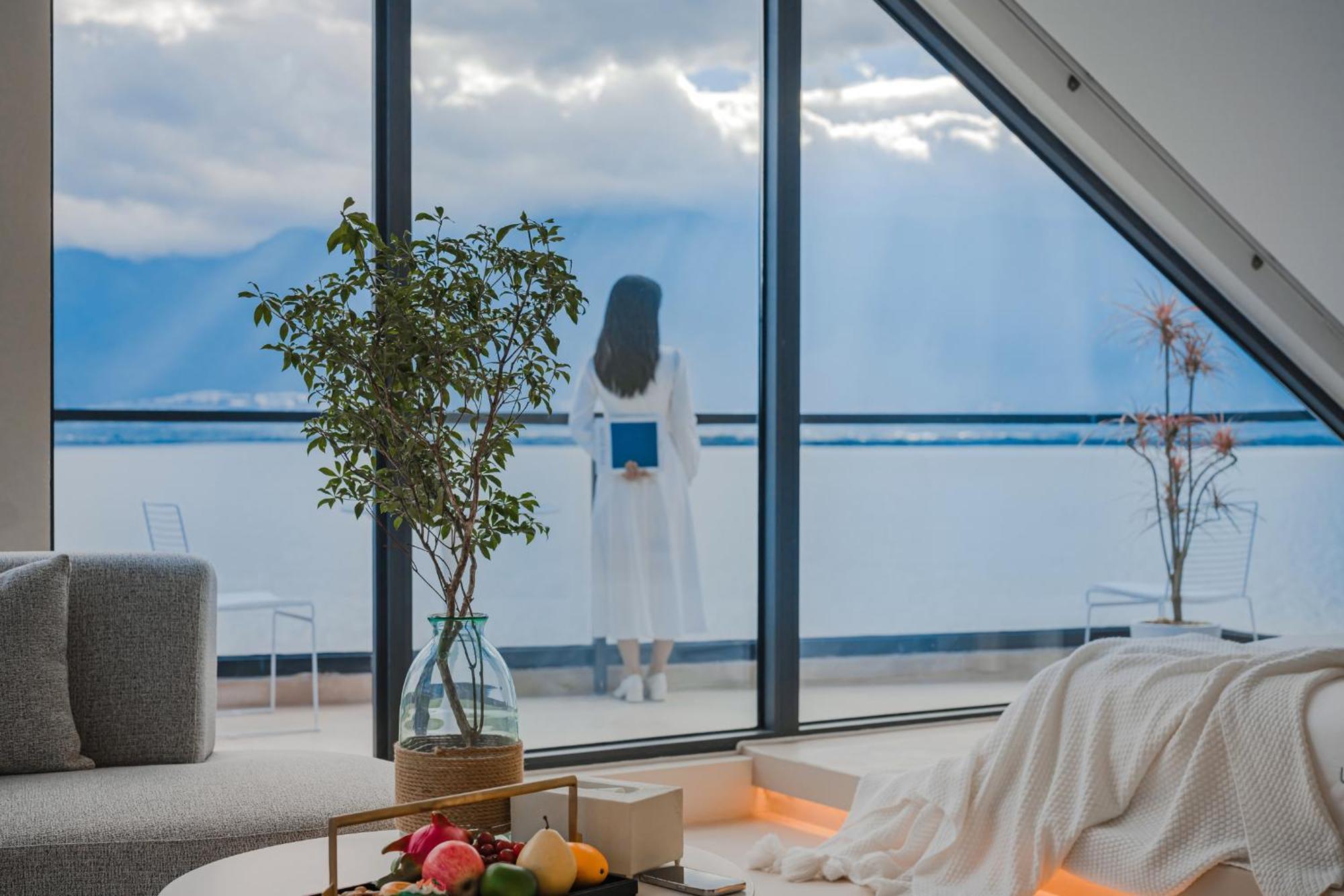Dali Oriental Seaview Hotel -Dali Erhai Екстер'єр фото