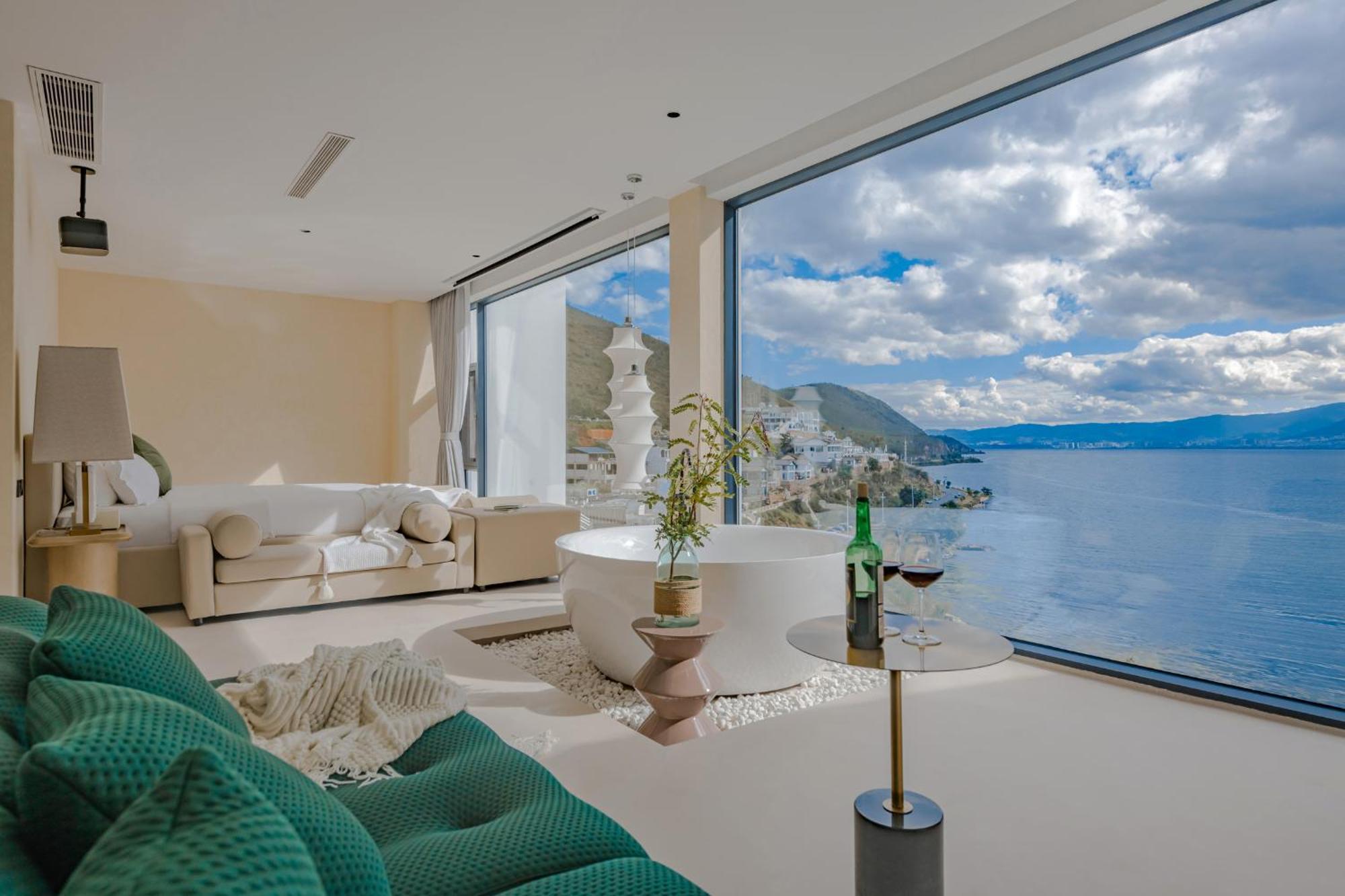 Dali Oriental Seaview Hotel -Dali Erhai Екстер'єр фото