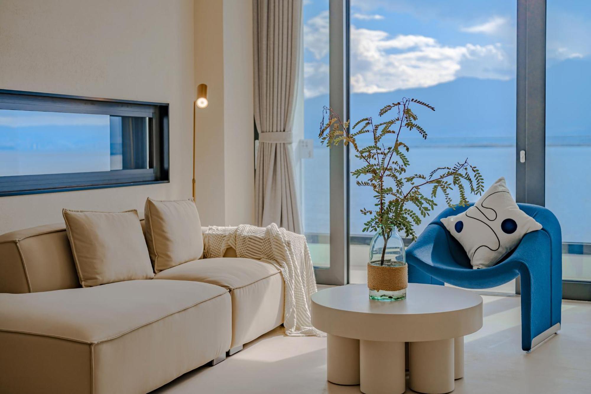 Dali Oriental Seaview Hotel -Dali Erhai Екстер'єр фото