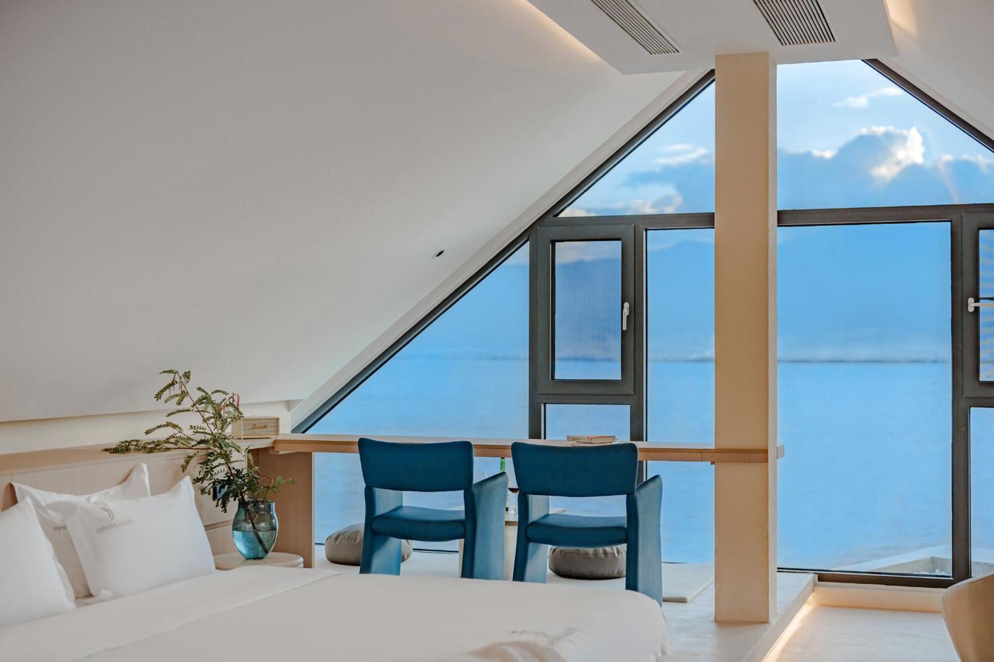 Dali Oriental Seaview Hotel -Dali Erhai Екстер'єр фото