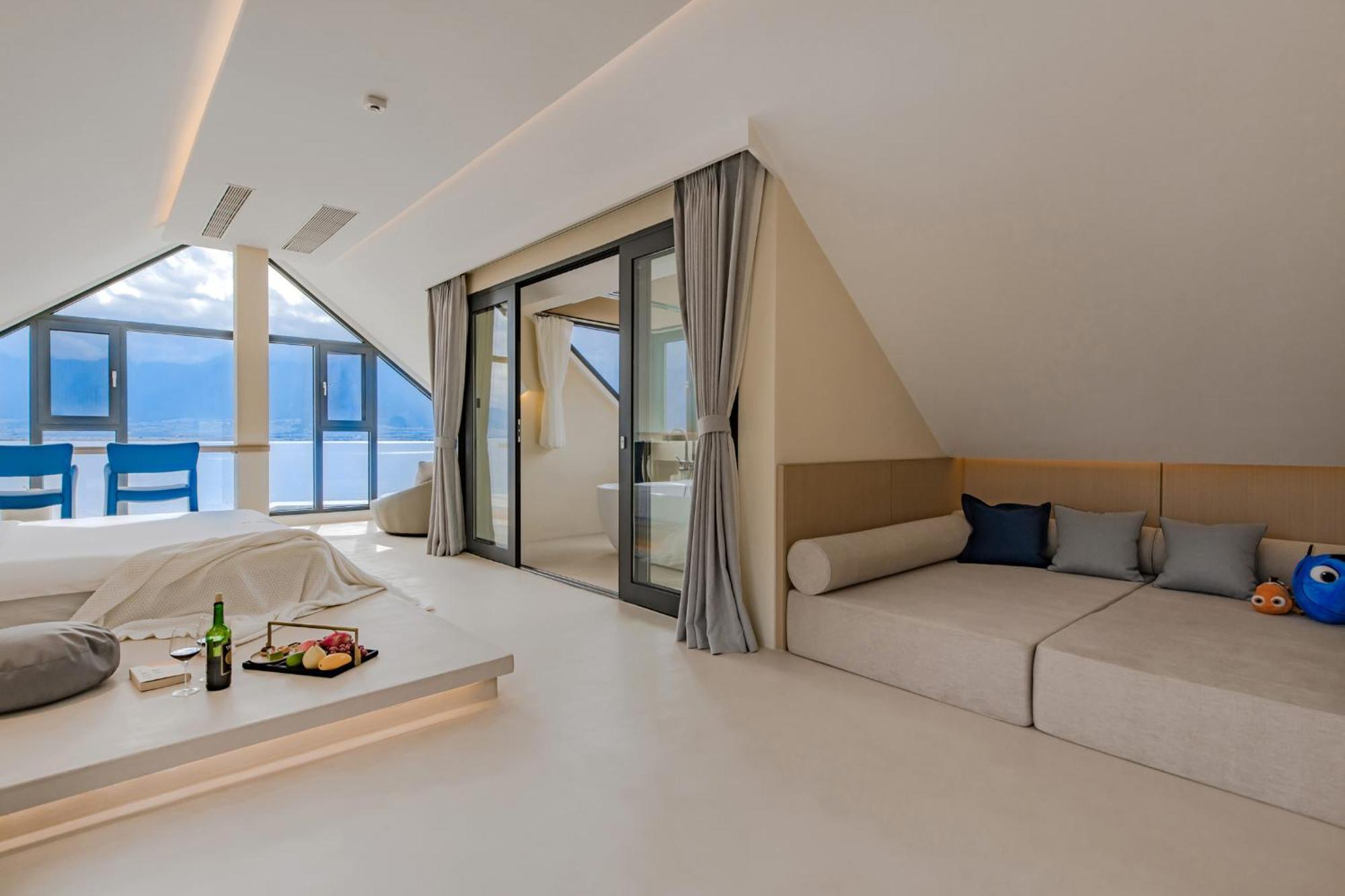 Dali Oriental Seaview Hotel -Dali Erhai Екстер'єр фото