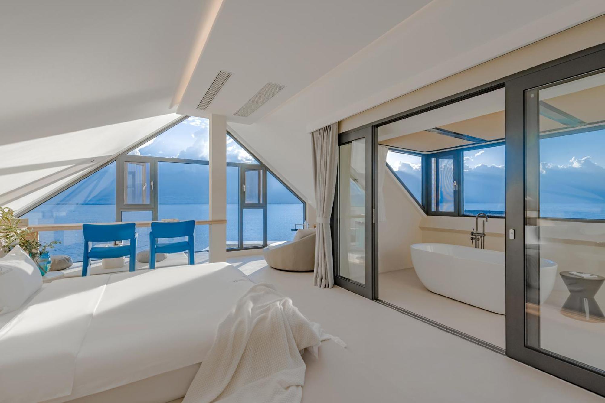 Dali Oriental Seaview Hotel -Dali Erhai Екстер'єр фото
