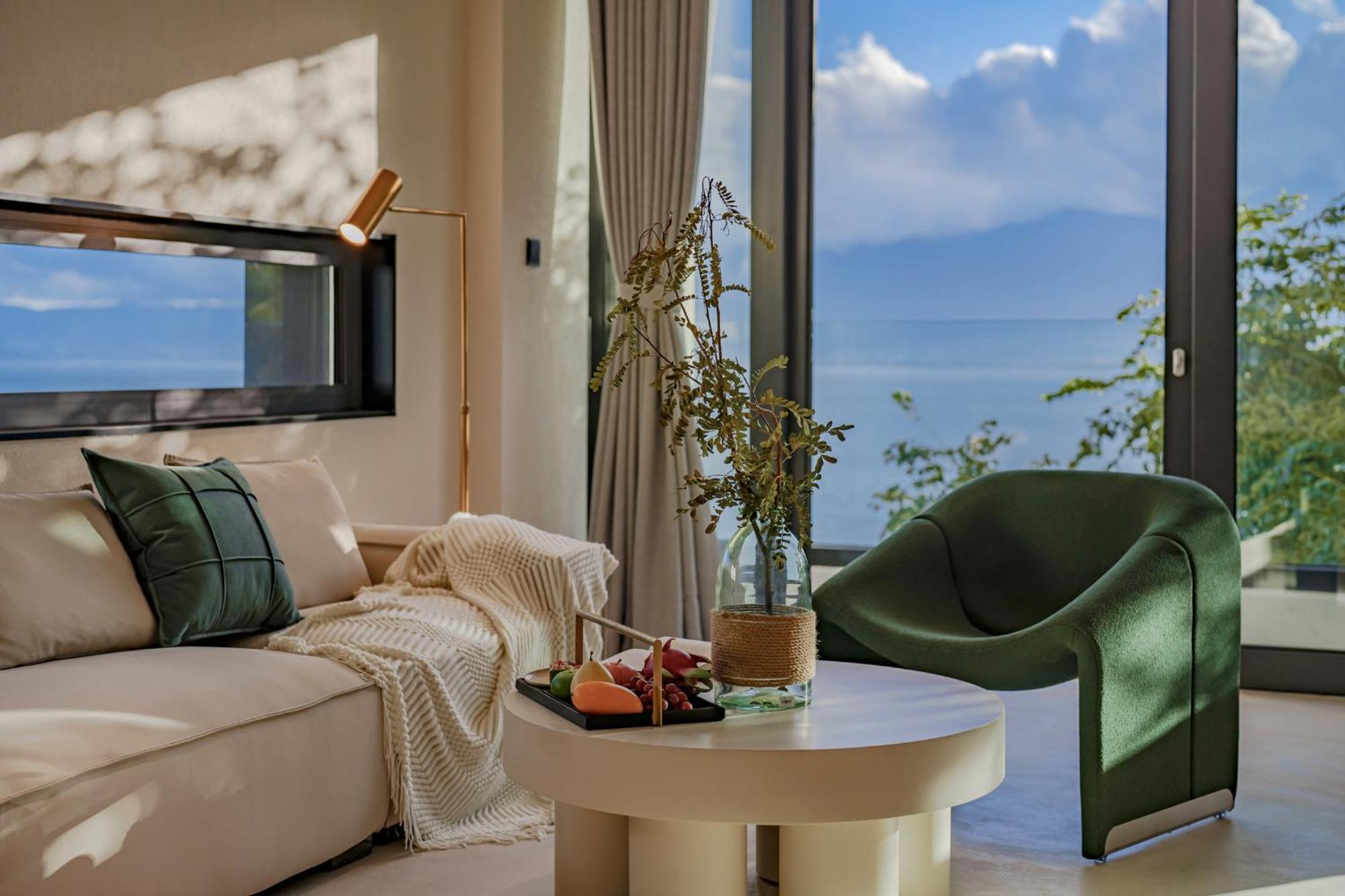 Dali Oriental Seaview Hotel -Dali Erhai Екстер'єр фото